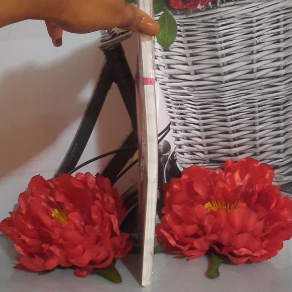 Desinged Notepad - Picture 5 of 5